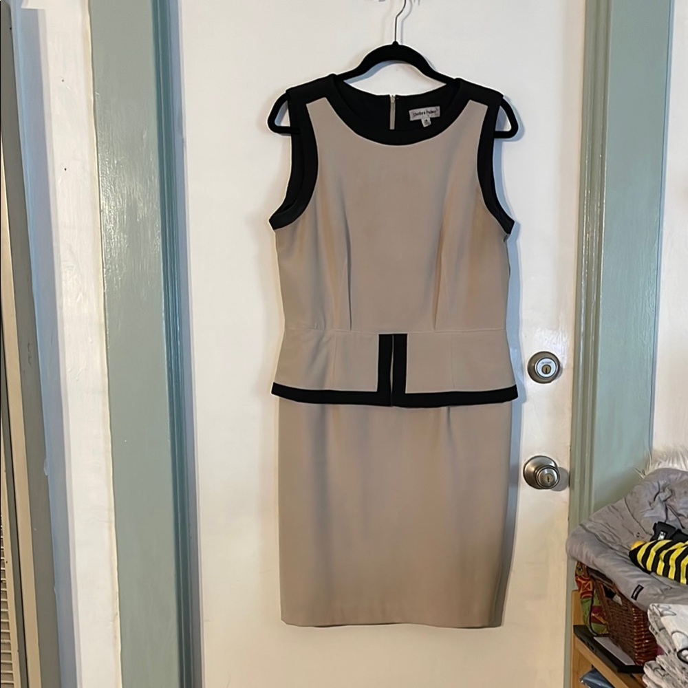 Shelby & Palmer Cream and Black Sheath Midi Dress